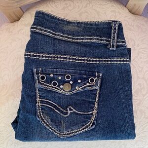 Almost Famous Jean Capri’s 11